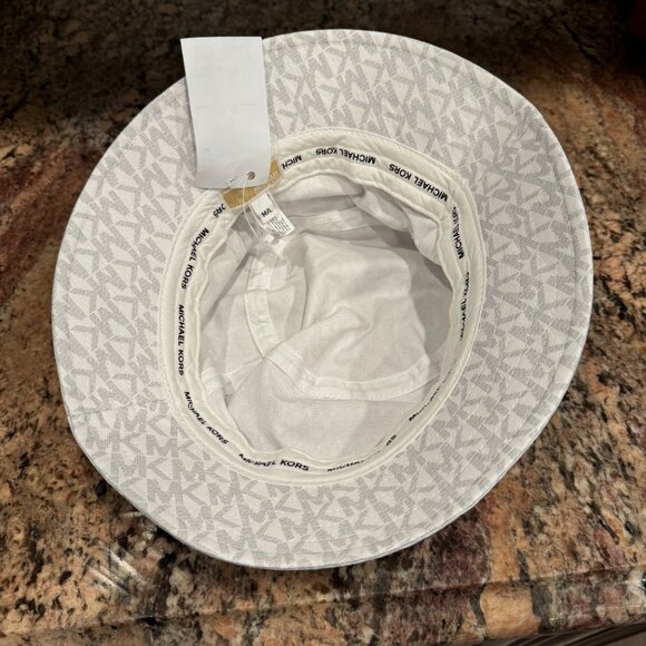 MICHAEL KORS cream colored bucket hat with classic MK logo GUC - Picture 4 of 5
